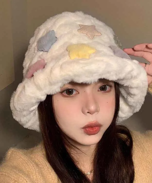 Beautiful White Patch Thick Warm Faux Fur Bucket Hat - Woolova