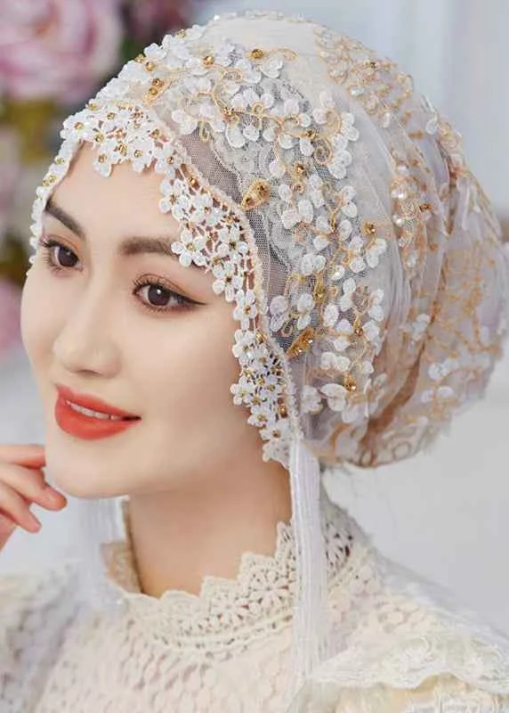 Ethnic Style White Embroideried Tasseled Silk Bonnie Hat - Woolova