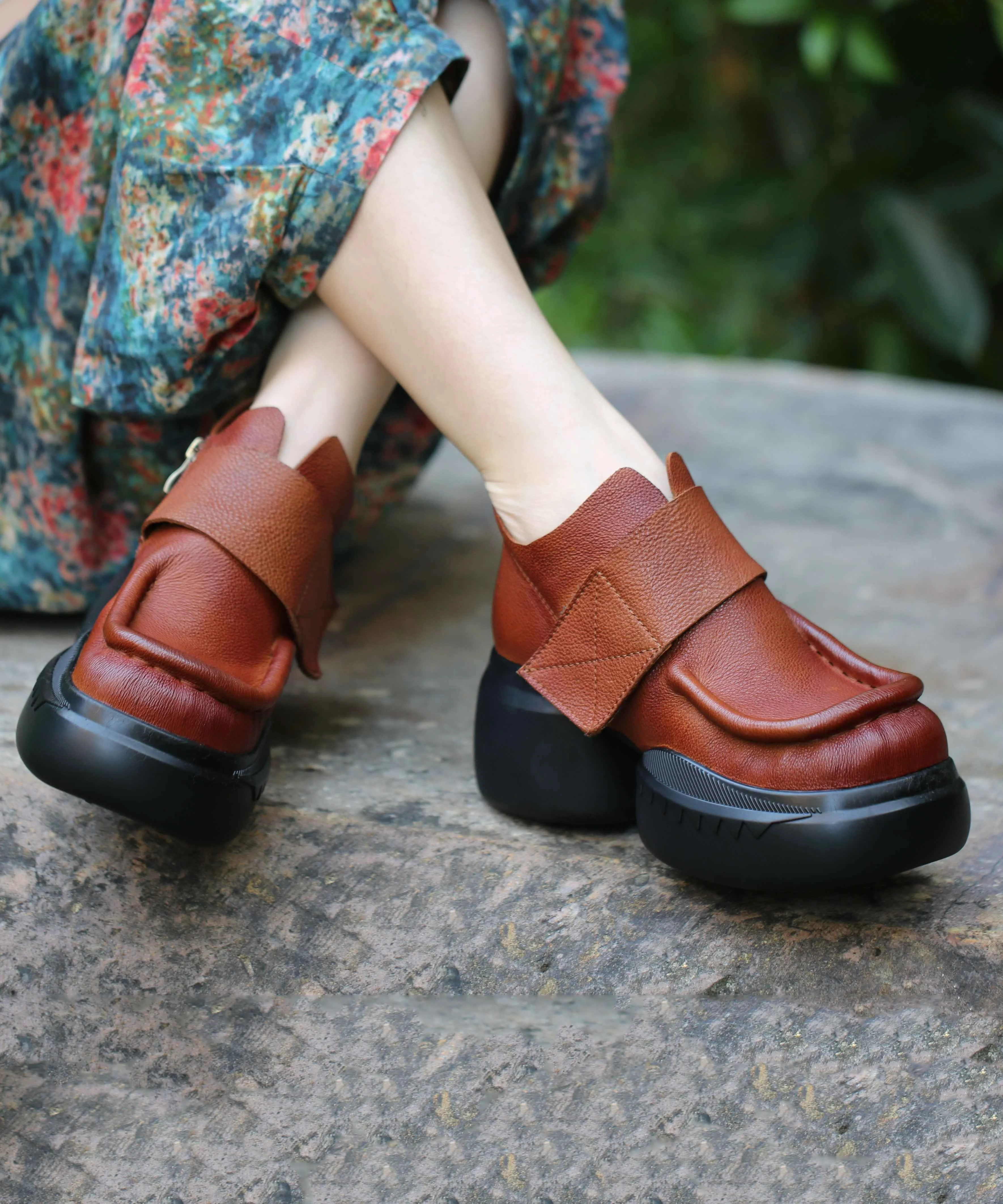 Handmade Brown Cowhide Leather Loafers For Women Splicing Loafers Boots - Woolova