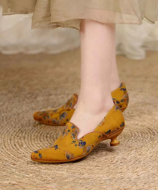 Yellow Silk High Heels Retro Print Pointed Toe Splicing - Woolova