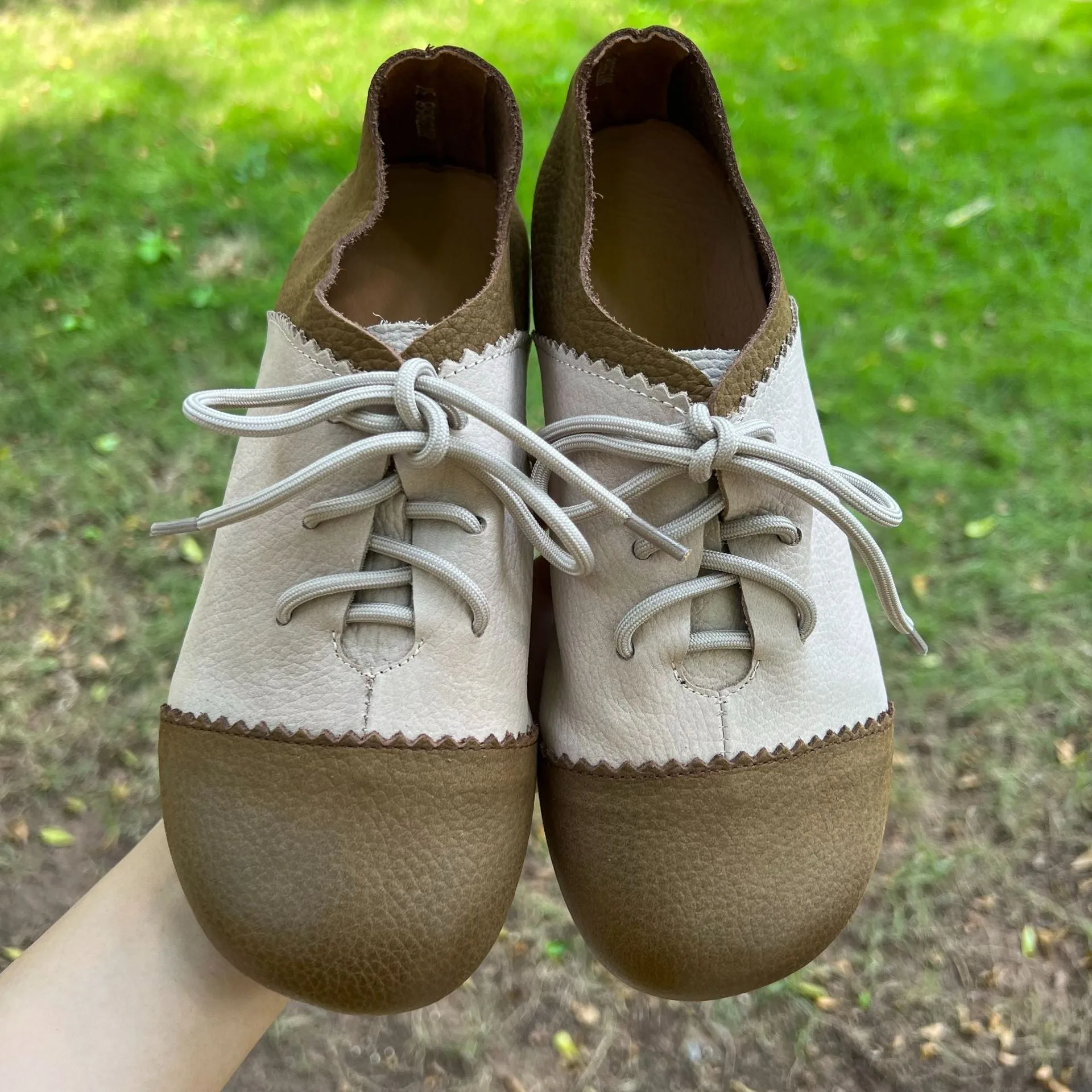 Retro Round Toe Flats For Women Lace Up Shoes-Woolova