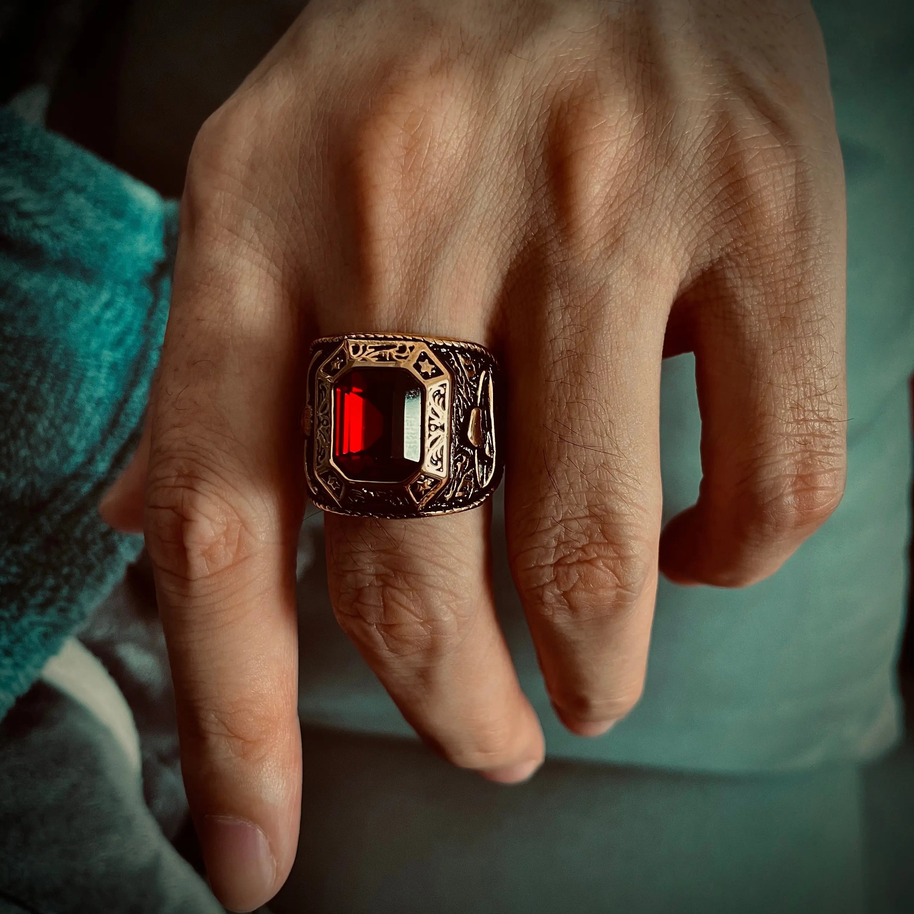 Vintage Bull Head Gem Ring-Woolova
