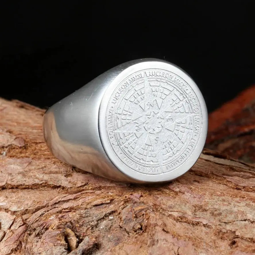 Vintage Compass Stainless Steel Ring-Woolova